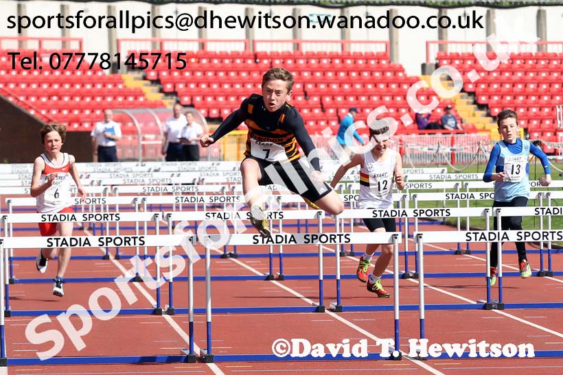 Boys under-13s, North East Track and Field Champs., Gateshead. Photo: David T. Hewitson/Sports for All Pics